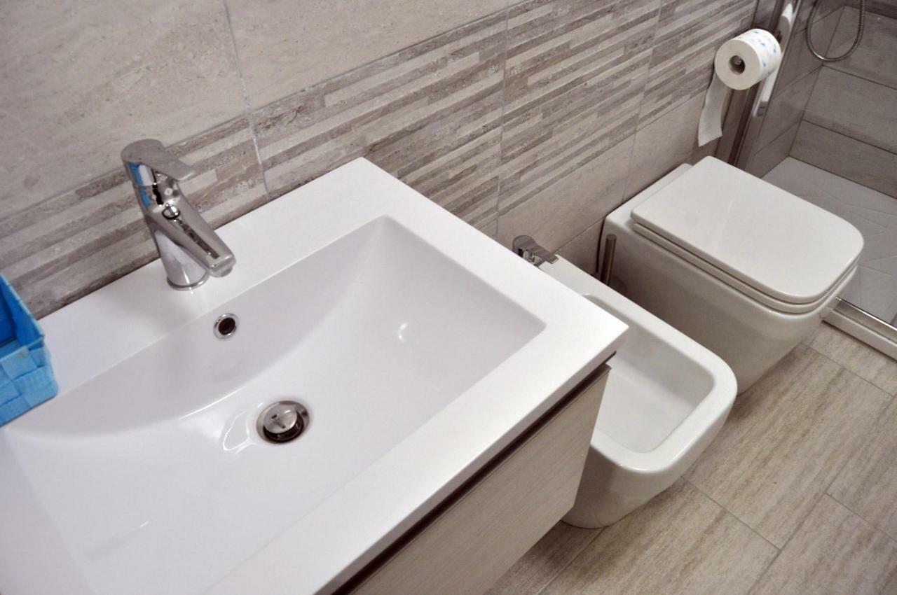 Nibea Suite Μαναρόλα Εξωτερικό φωτογραφία